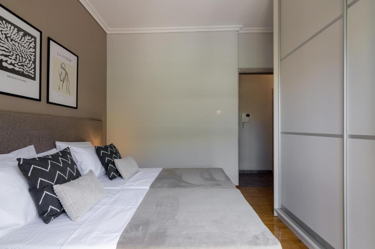 Spacious 2 Bedroom Apartment In Koukaki Athens Ngoại thất bức ảnh